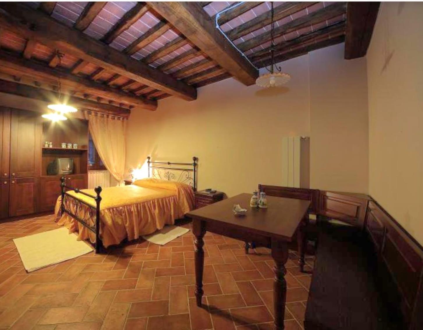 La Casa Del Calzolaio Hotell Radicofani Exteriör bild